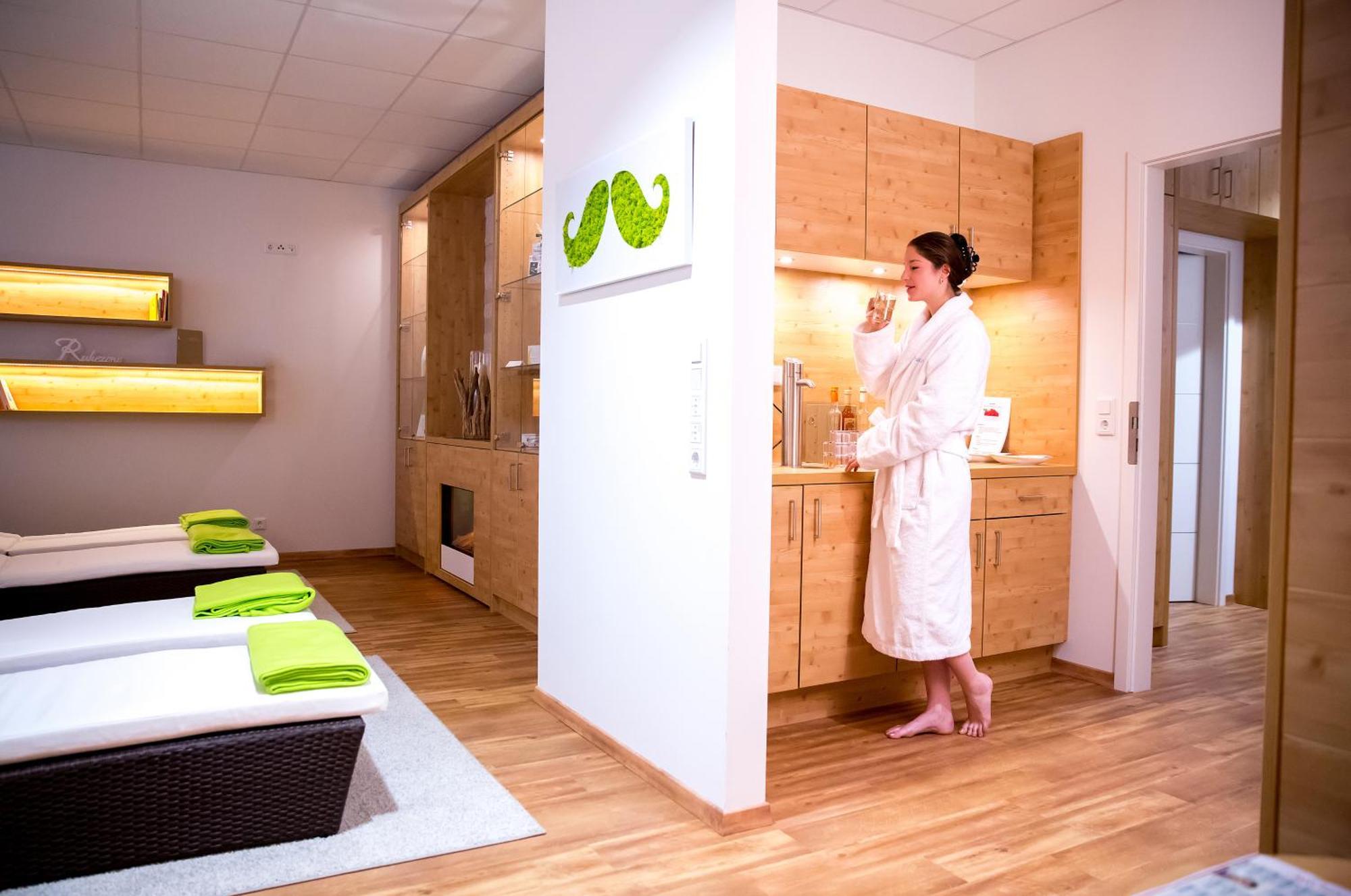 Plus Punkt Private Spa 韦因加尔滕 外观 照片